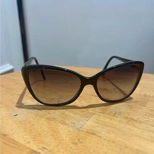 Versace Black Cat-Eye Sunglasses style 4262-B with case